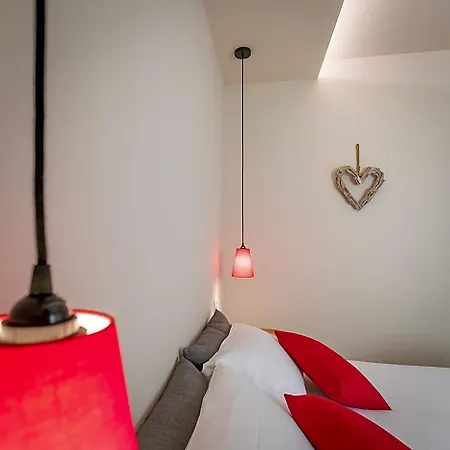 Hotel Oasi 3*