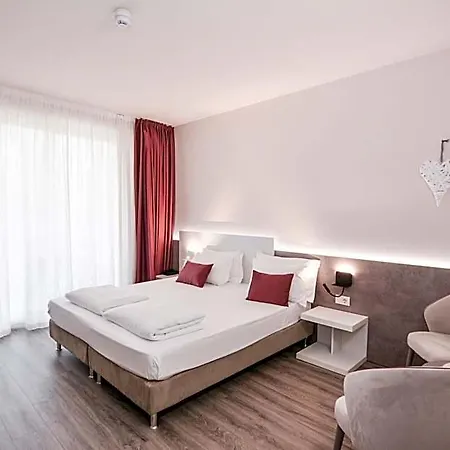 Oasi Hotel 3*