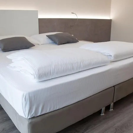 Hotel Oasi Malcesine