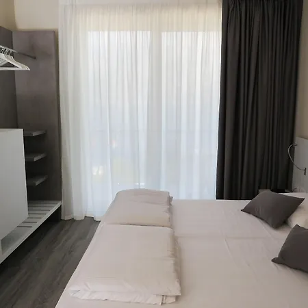 Hotel Oasi Malcesine