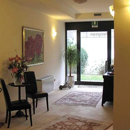 Hotel Oasi