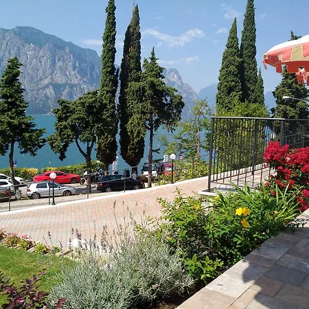 Hotel Oasi