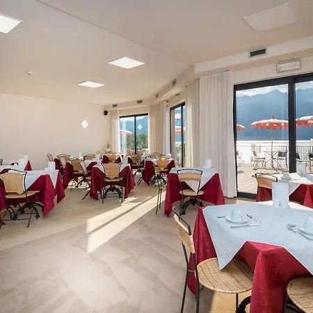 Hotel Oasi Malcesine